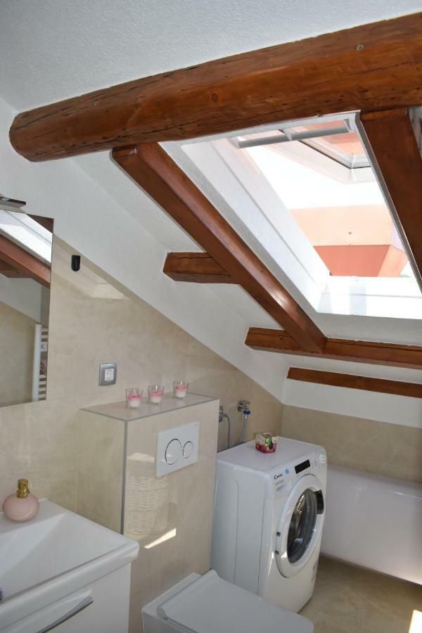 Dante Apartment سبليت المظهر الخارجي الصورة