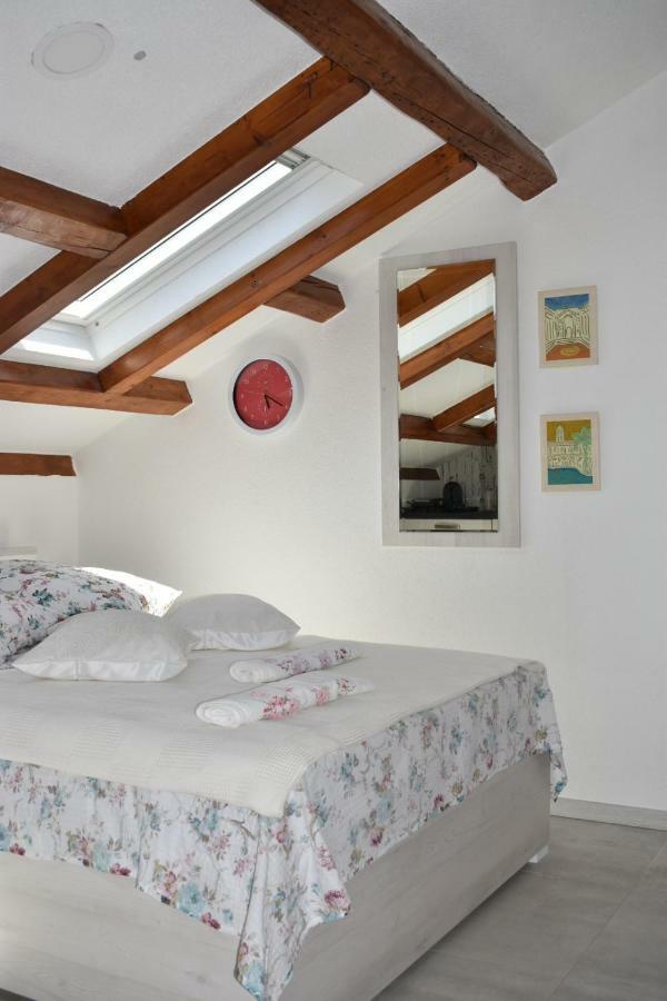 Dante Apartment سبليت المظهر الخارجي الصورة